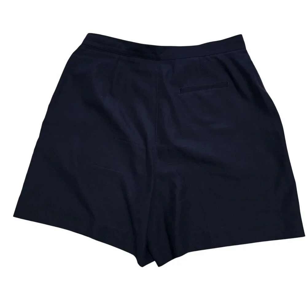 Set of 2 Liz Claiborne Women's Golf Shorts Beige & Navy Flat Front Size 12 - Picture 10 of 13